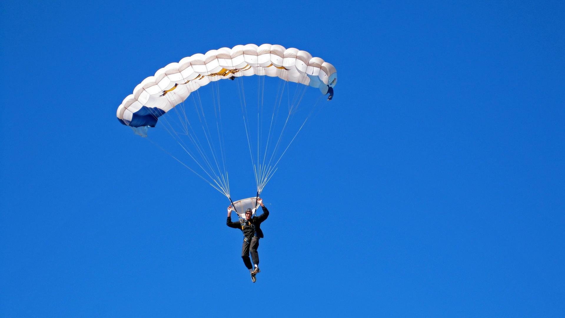 Kaiyun(中国)开云-传统皮划艇比赛，水上竞速的经典魅力，皮划艇比赛项目有哪些